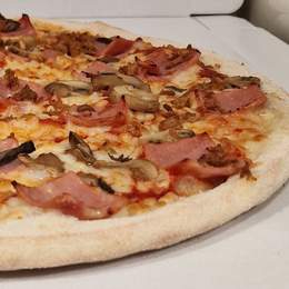 PIZZAPEQUEÑA 4 ESTACIONES 